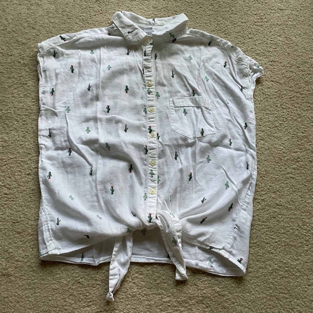 Cactus Button Down Collared Tie Front Shirt